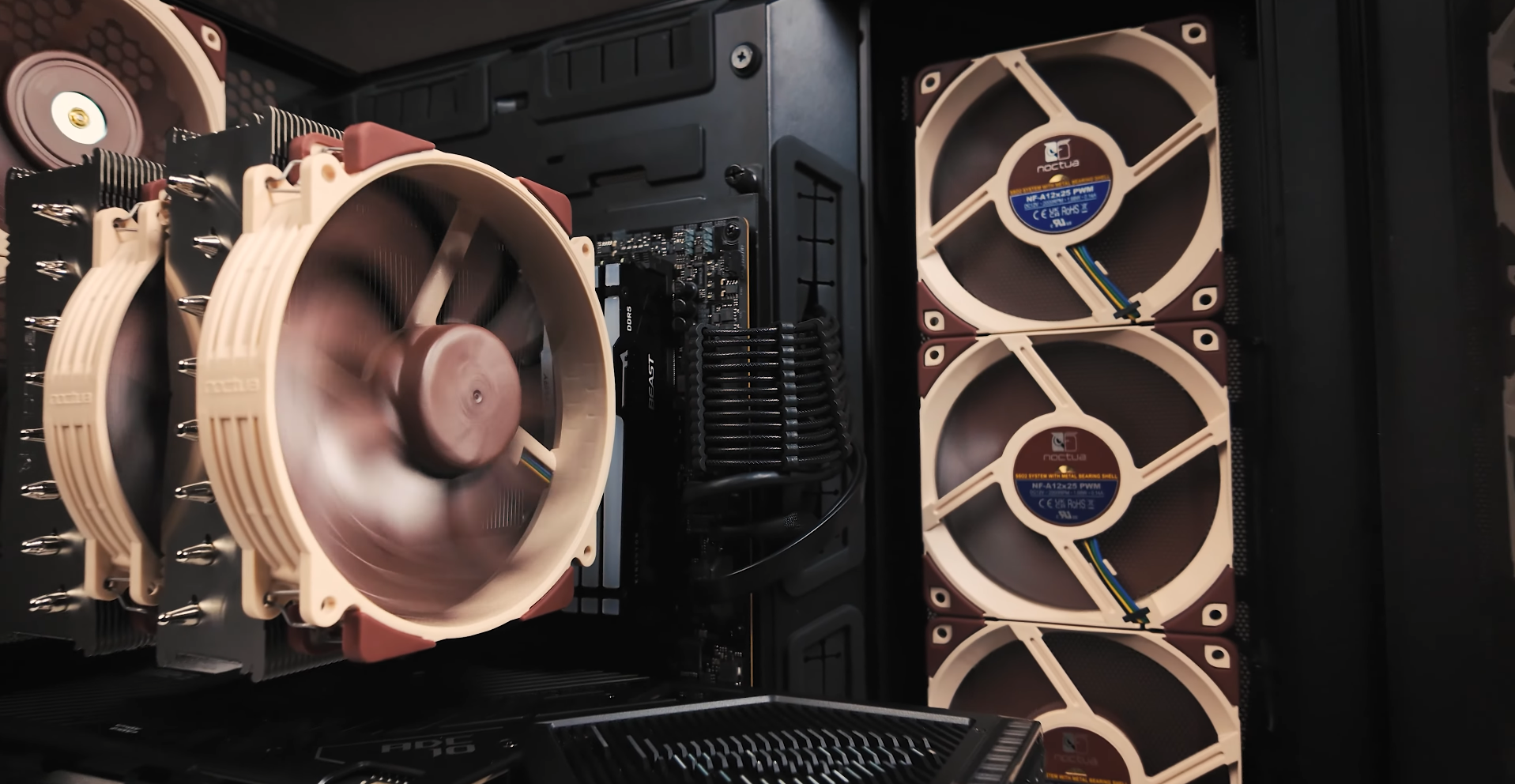 BLACKOUT PC BUILD | RTX 4080 SUPER Strix + Core i7 14700k: imagen 2