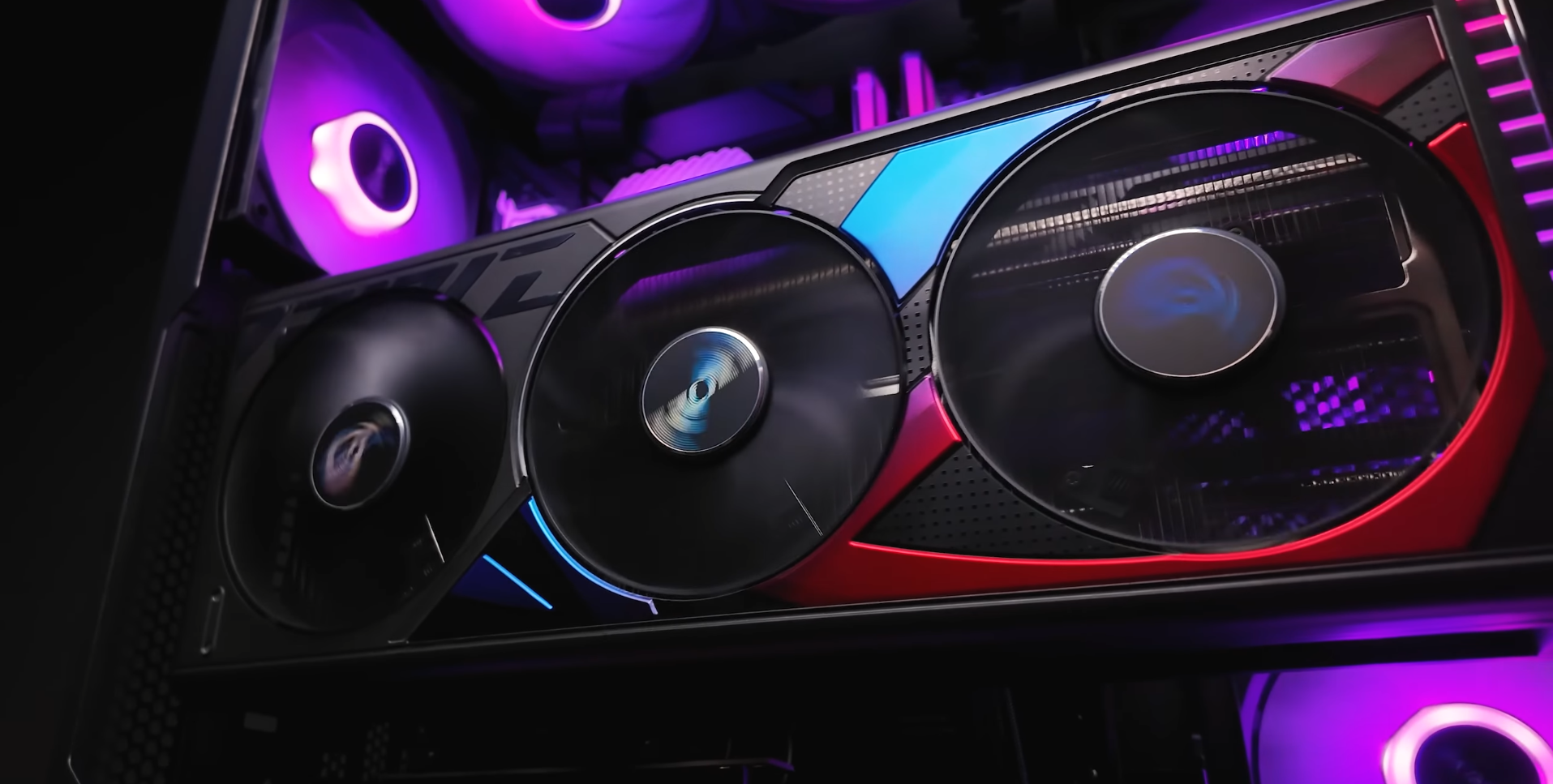 Gaming PC Build | RTX 4080 SUPER Strix + AMD Ryzen 7 9800X3D: imagen 3